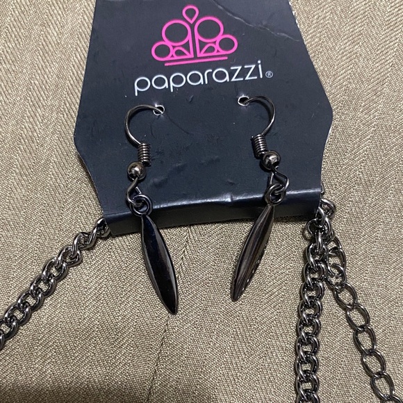 Paparazzi  Silver Statement Necklace Set - Picture 2 of 4